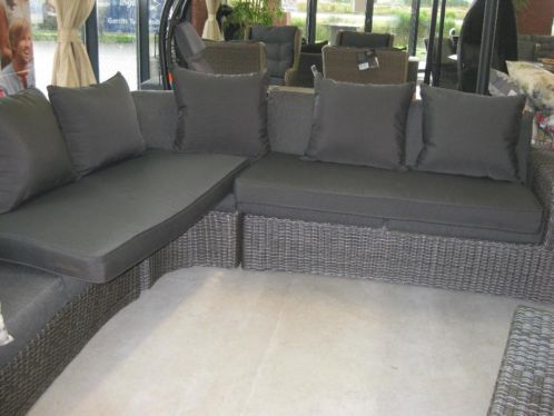 Loungebank kussens compleet zit140x70cm rug 60x50cm dik 10