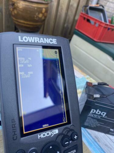 Lowrance Hook-4 fish finder  dieptemeter