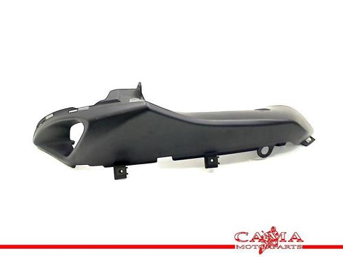 LUCHTINLAAT LINKS GSX R 1000 2005-2006 (GSXR1000 K5  K6)