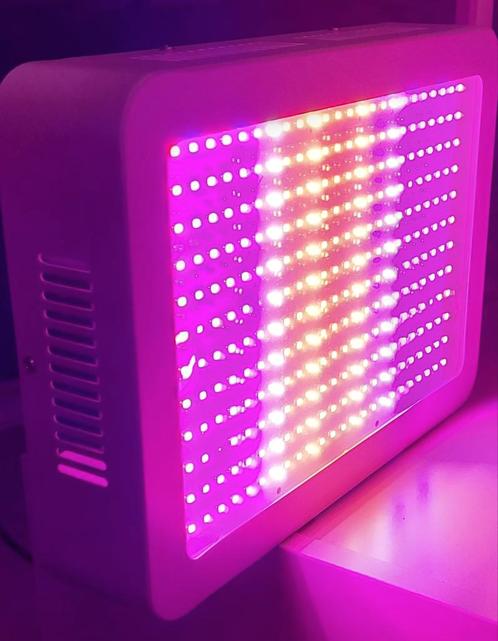 Lumeri LED groeilamp full spectrum.