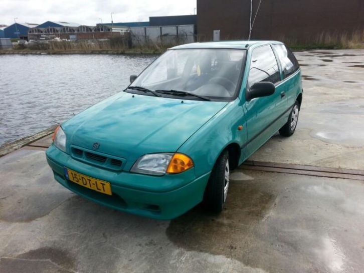 Luxe Suzuki Swift 1.3 AUTOMAAT 2000 Airco Abs cv