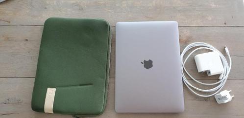 M1 Macbook Pro (2020) 16GB RAM  256GB SSD