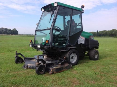 Maaimachines, werktuigen, transporters, tractoren