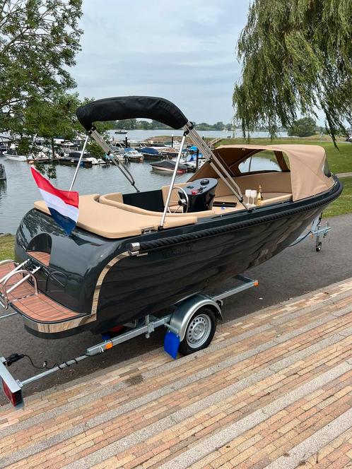 Maassloep 570 tender Honda 20pk nieuw bwj 2023 luxe opties