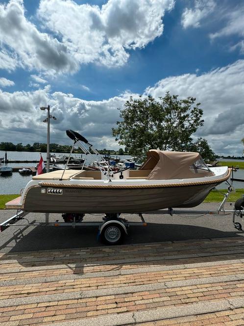 Maassloep 590 tender Honda 20pk NIEUW bwj 2024 luxe opties