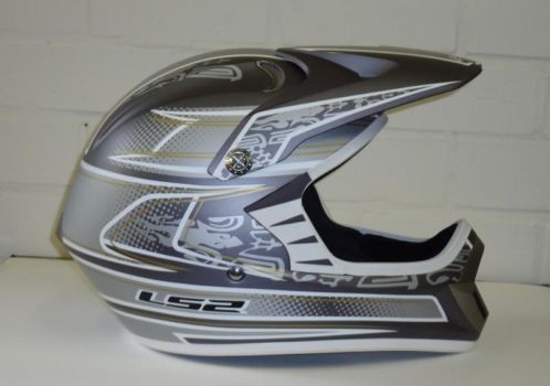maat M crosshelm NIEUW mat GRATIS KHONS cross bril