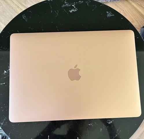 Mac book air goud (2020)