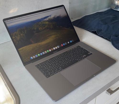 Mac book Pro 2019 16 inch - I9 - 32 GB geh - 1 TB opslag