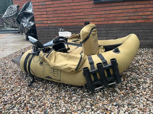 Mac Fishing Hiampdry DLX II bellyboat