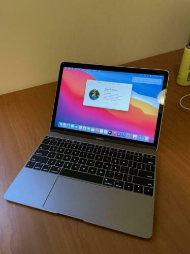 MacBook (12 inch, 2017)  m3  8 GB  256 GB  nieuwstaat