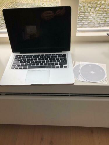 MacBook 13 inch