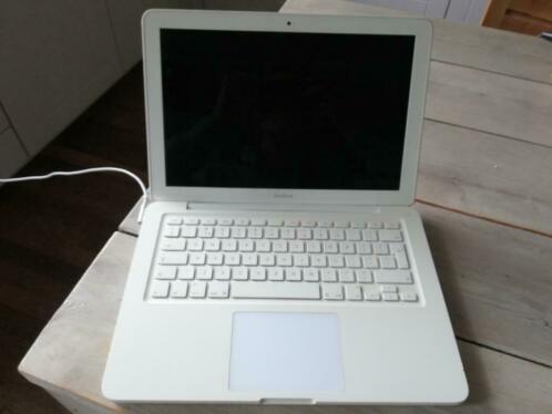 MacBook 13 inch Late 2009 met SSD