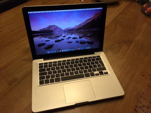 Macbook 13034 Core 2 duo, 160 GB HDD, 2 GB RAM nette macbook 