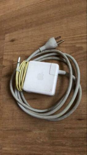 MacBook 13inch US charger, MagSafe 2 (2014-2019) 65 watts