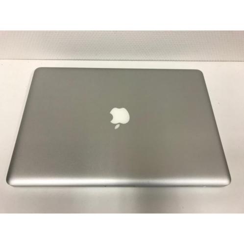 macbook 15 pro late 2011 van 2012 2.2 i7 4gb 500hdd 200 cicl