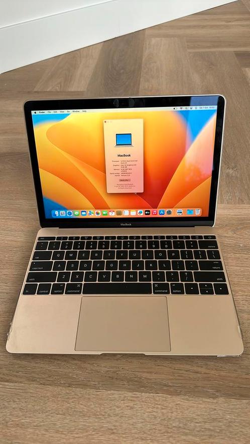 MacBook 2016 12-inch intel M3 dual core 8GB memory