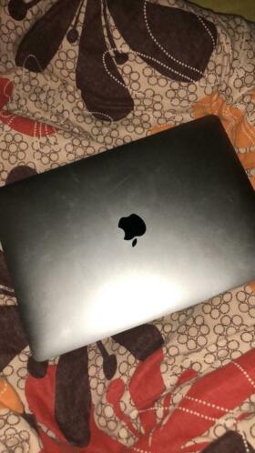 Macbook 2018 model