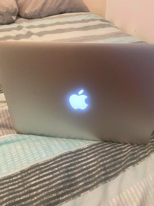 Macbook