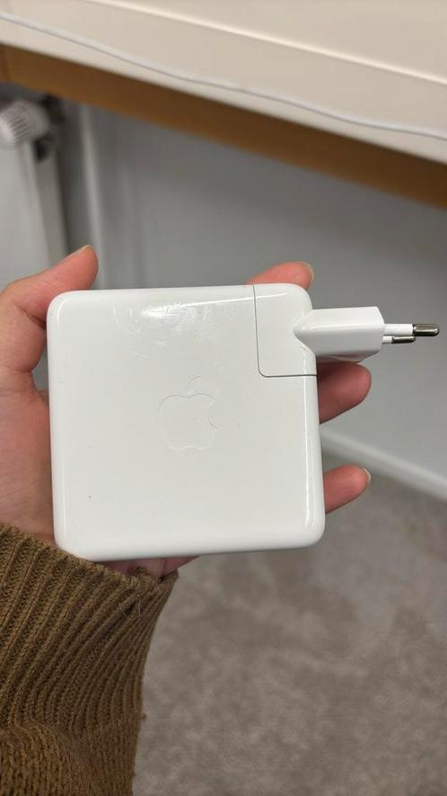 MacBook adapter 96w