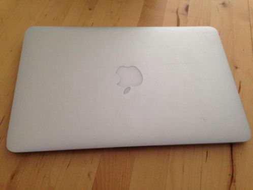 MacBook air 11 inch 2012 defect