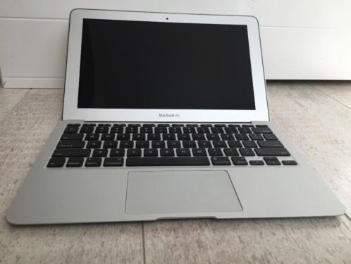 Macbook Air 11034  1.8 ghz i7 4gb  256gb  Garantie  2011