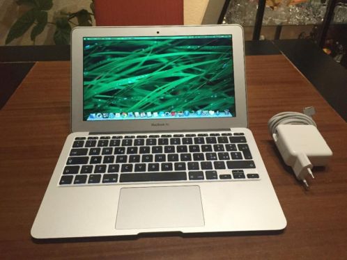 Macbook Air 11034 MID 2013 I5120 SSD INRUIL IS MOGELIJK 