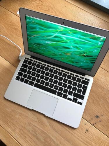 MacBook Air 11inc - 8GB Ram - 256GB SSD - Top model