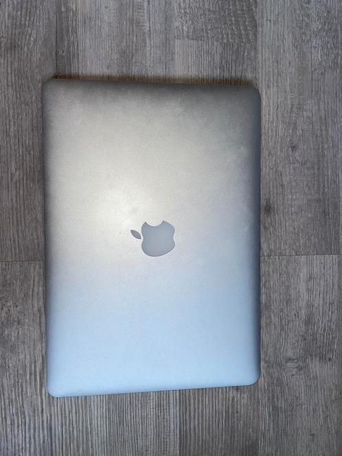 Macbook Air 13 inch 1.6 i5 256GB