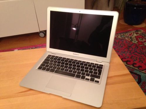 MacBook Air 13 inch (2008), volledig gereviseerd door Leapp