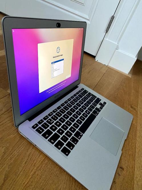 MacBook Air (13-inch, 2015) 256GB  8GB