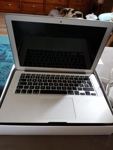 Macbook air 13 inch 2017