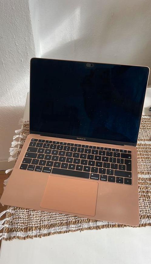 MacBook Air 13 inch 2018