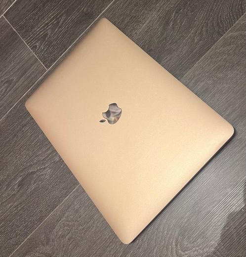 MacBook Air 13 inch (2020)