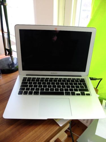 Macbook Air 13 inch (A1369)