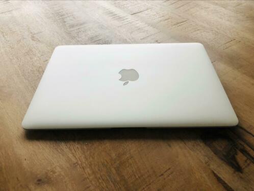 MacBook Air (13-inch Early 2015) 250GB SSD