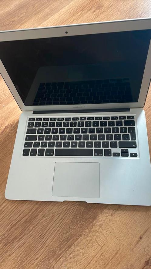 MacBook Air 13 inch Early 2015