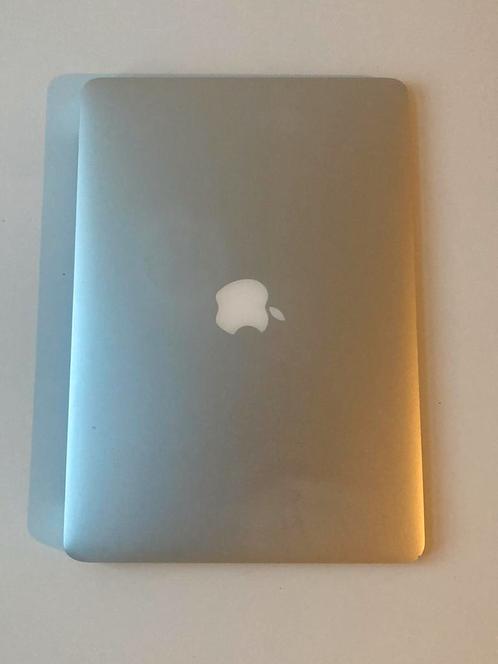 MacBook Air 13-inch, early 2015, i5, 4gb