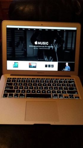 Macbook air 13 inch i7 256 ssd