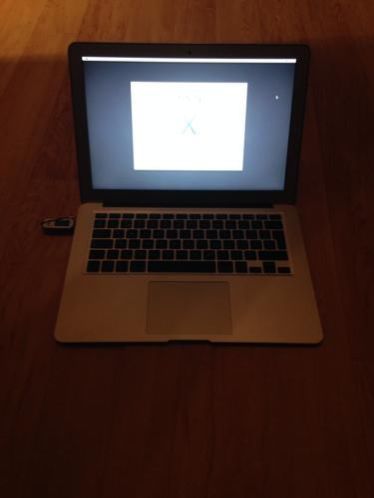 MacBook Air (13 inch, mid 2013)