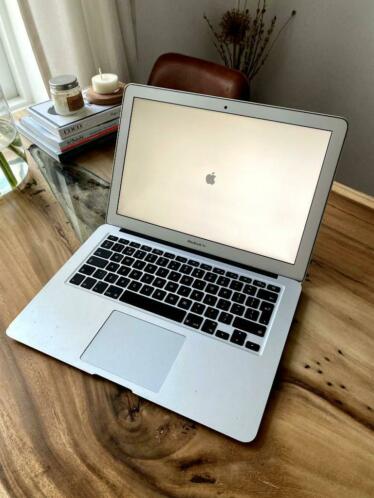 MacBook Air 13-inch uit mid 2013 te koop