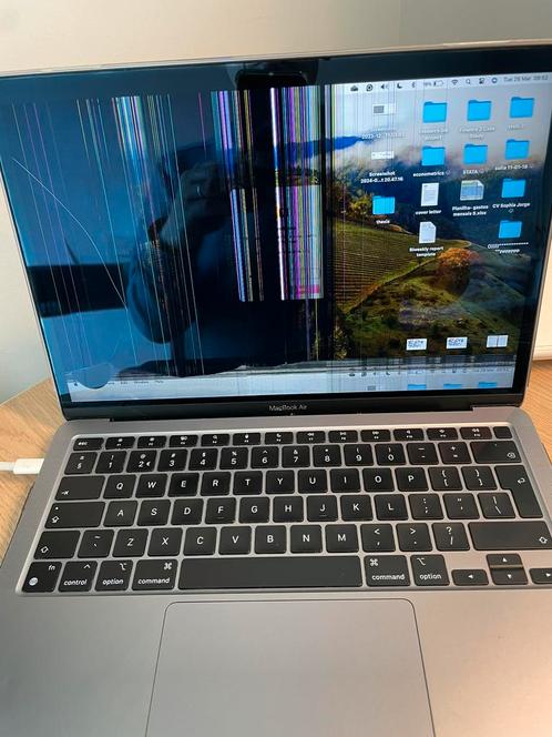 MacBook Air 13 Late 2020 - Screen Broken