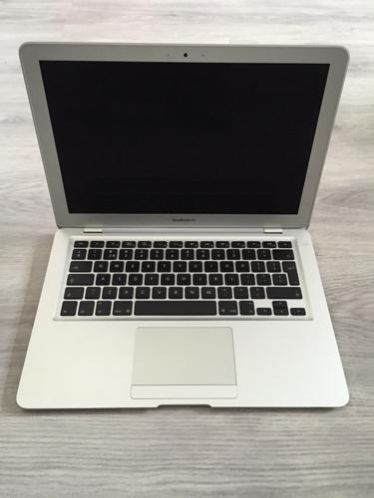 MacBook Air 13034 1,6GHz ic2d 160GB in top conditie 