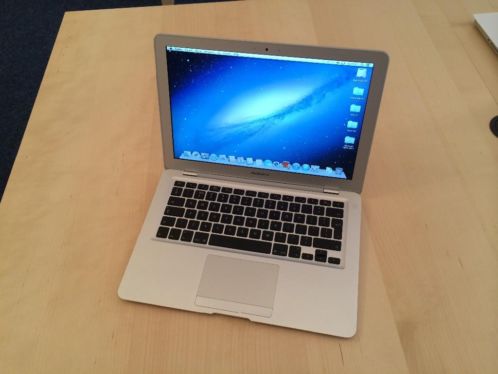 MacBook Air 13034 1,6GHz2GB120GB-SSDMavericks