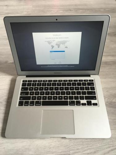 MacBook Air 13034 1,8GHz 4GB RAM 128GB SSD laadcycli 118 ZGAN