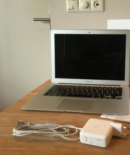 Macbook Air 13039039 1.3Ghz 1.3 i5 4GB 256GB Compleet 2013
