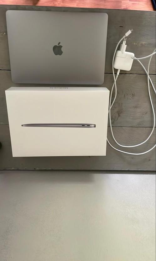 MacBook Air 13,3 INCH (M1 2020)