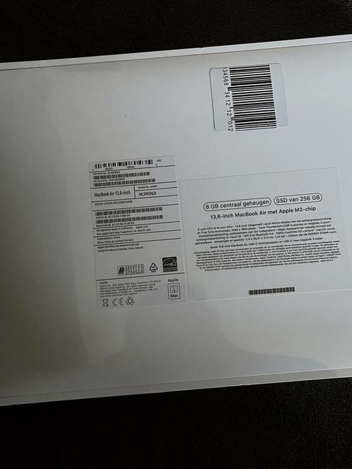 MacBook Air 13.6 inch met Apple m2 chip