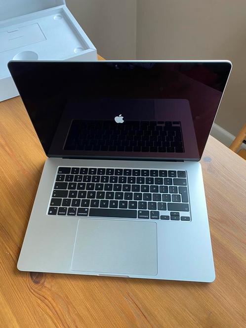 MacBook Air, 15-inch, 16 GB, 1 TB SSD-opslag , 2023