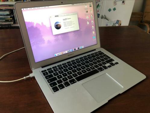 MacBook Air 1.6 GHz Dual-Core i5