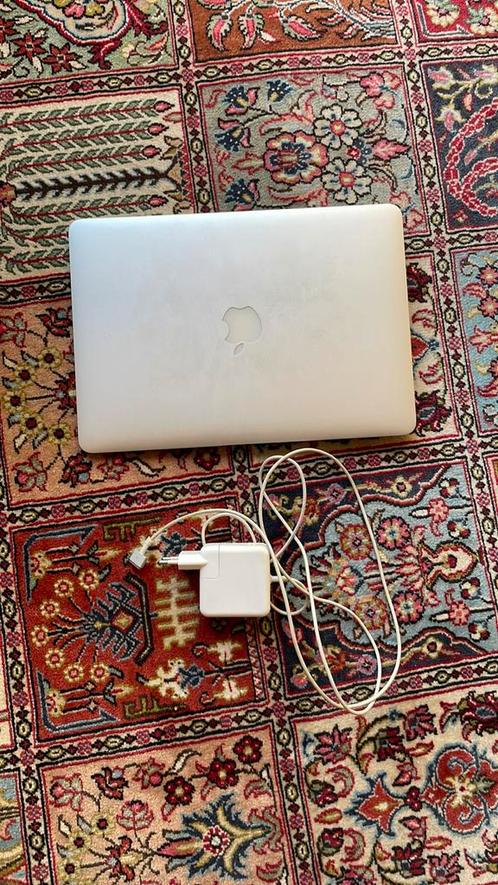 MacBook Air (2013) 13 inch.